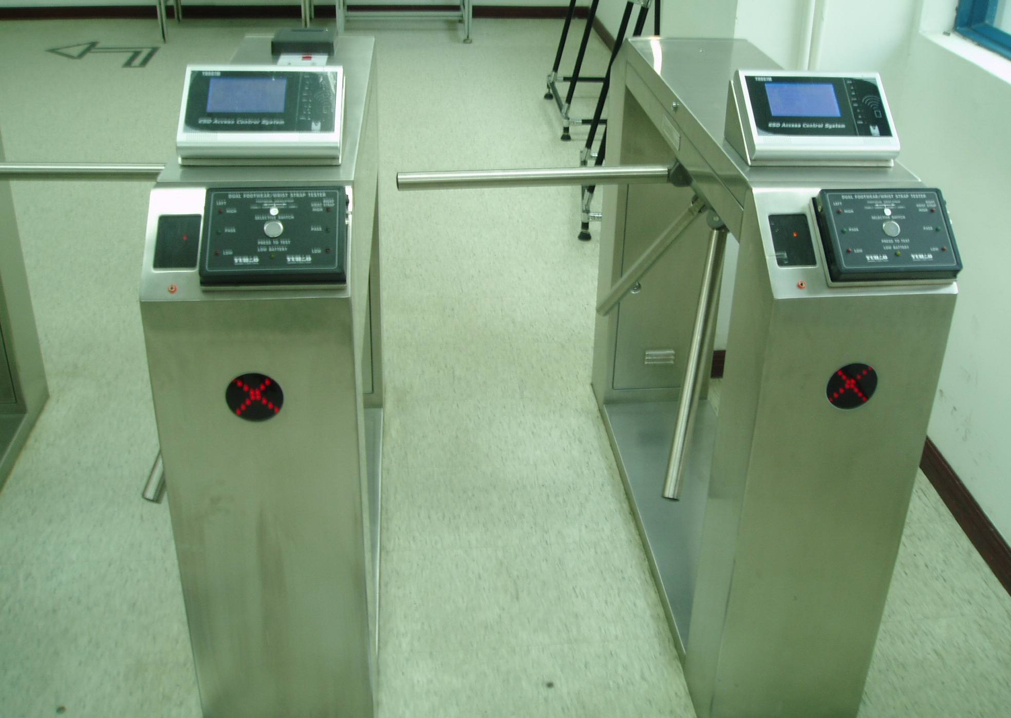 人臉識別監(jiān)控系統(tǒng)安裝 新技術(shù)：無臉識別！